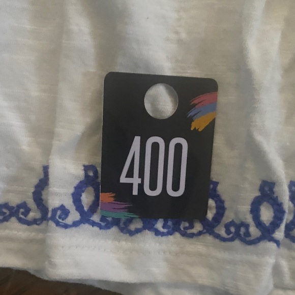 Apt. 9 White Top with Blue Embroidery - Picture 3 of 3